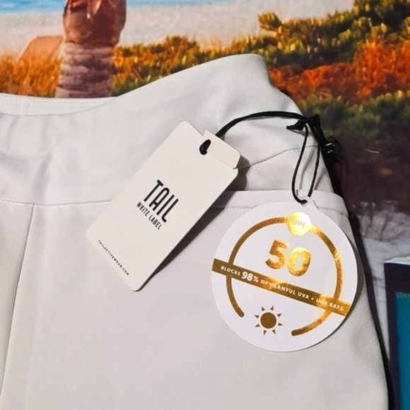 Tail‎ White Shorts Size 2 NWT - Picture 3 of 5